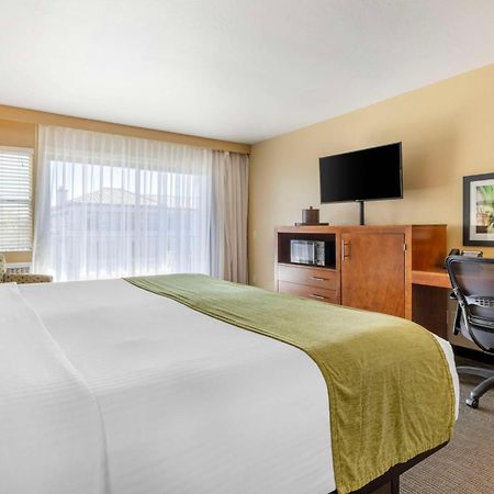 Best Western Plus Beach View Lodge Carlsbad Exterior foto