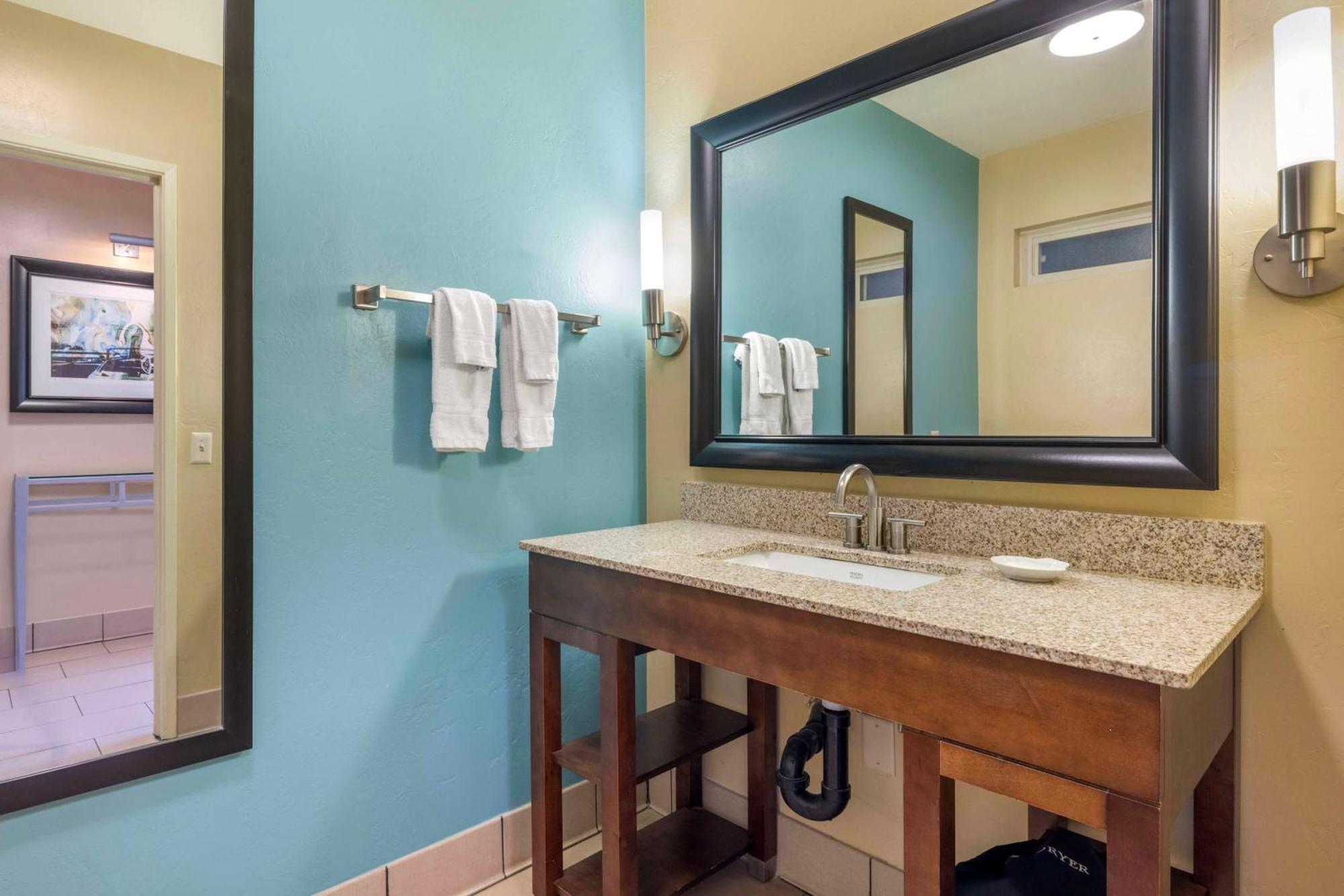 Best Western Plus Beach View Lodge Carlsbad Exterior foto