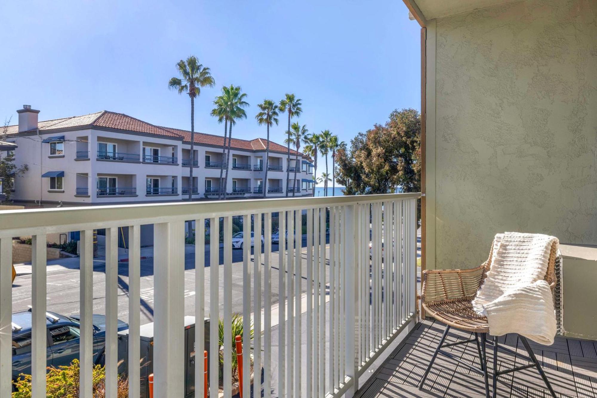 Best Western Plus Beach View Lodge Carlsbad Exterior foto